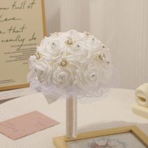 Eleganter weißer Rosen-Brautstrauß – klassisches künstliches Blumenarrangement zum Hochzeitstag, Blumenarrangement für Bräute