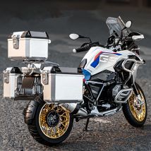 1/9 R1250 GS ADV Legierung Racing Motorrad Druckguss Straße Sport Motorrad Modell Simulation Mit Licht Sammlung Kinder Spielzeug Geschenk