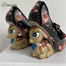 Lebendige, deerförmige, seltsame Fersen-Partyschuhe, Damen-Druck, runde Zehen, Schnalle, Gürtel, Dekor, Pumps für Mädchen