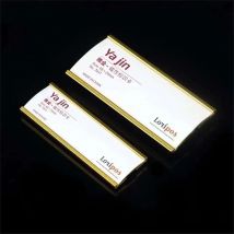 Wiederverwendbares Namensnadel aus Aluminium mit magnetischem Namensschild für Mitarbeiter