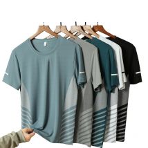 T-shirt da corsa da uomo estiva in seta di ghiaccio sottile top stampa riflettente T-shirt sportiva fitness traspirante a maniche corte ad asciugatura rapida 5XL