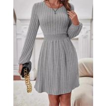 Frühling Herbst frauen Neue Stil Pit Bar Rundhals Modische Kleine Laterne Manschetten Zurückziehen Taille A-linie Medium Länge kleid