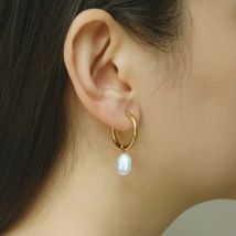 Minimalist Eardrop Pearl Small Hoop Earrings for Women Gold Color Stainless Steel Circle Huggies Hoops Ear Buckle Jewelry 2022