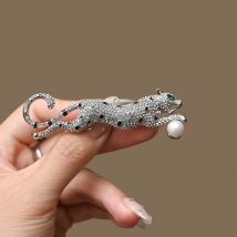 Leopard Brooch Crystal & Pearl Inlaid Animal Brooch Gold - Tone Rhinestone Jaguar Pin Vintage Statement Jewelry For Women