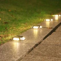 4PCS Luci solari per dock 8LED Luce per vialetto da ponte Esterno impermeabile Wireless per percorso Avvertimento Giardino Passerella Marciapiede Passi Deco