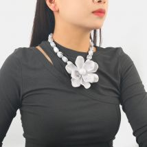 girlgo ZAA Perlen-Blumen-Halskette, übertriebene Blumen-Halskette im Urlaubsstil, geeignet für den täglichen Freizeitkleidung