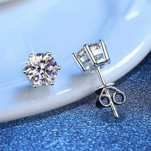 Nuovi orecchini in argento sterling 925 sei artigli 2ct Moissanite per le donne Gioielli di fidanzamento di nozze di alta qualità Fashion Ear Stud Party