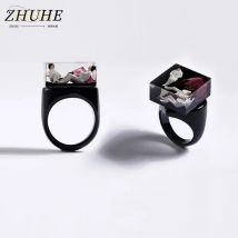 ZHUHE Harz Kunst Ring Hip Hop Rock Stil Schmuck Zubehör für Frauen Männer Party Geschenke