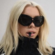 Mode Y2K Cat Eye Sonnenbrille Frauen Retro Große Schmetterling Form Hohl Brillen Shades UV400 Trend Breite Beine Männer Gläser