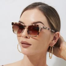 Neue weibliche trend ige kleine quadratische Rahmen Sonnenbrille Frauen Vintage Marke Süßigkeiten Sonnenbrille Damen Sonnenbrillen uv400