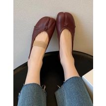 Retro Round Split Toe Flat sneaker designer shoes Women Casual Loafer Soft Moccasin Fashion Tabi Ninja Mary Jane ballet shoes