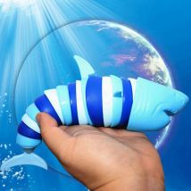 3D Articulated Shark Stress Reliever Hand Toy,Sensory Fidget Toy For Adults And Kids,Pressure Relief And Anti-Anxiety Desk Toy