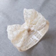 Niedliches Spitzen-Stirnband mit Schleife für Prinzessinnen-Babys, einfarbiges, elastisches Haarband, luxuriöses Kopfschmuck-Geschenk