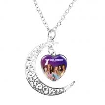 K-KATSEYE Necklace Katseye Korean Girl Band The Moon Necklace Glass 20MM Heart Shape Pendant Necklace Jewelry Charm Fans Gift