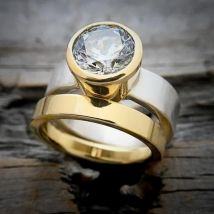 Huitan Two Tone 2Pcs Set Rings for Women AA Cubic Zirconia Wedding Engagement Female Statement Rings Fashion Contracted Jewelry