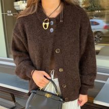2025 Herbst Winter Neue Mode frauen Pullover Lose-fit Strickjacke Einzigen-knopf Verschluss Einfarbig minimalistischen Top Jacke