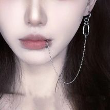 1 Stück gefälschte Piercing Lippen ketten Ohrclip Punk Gothic cooles Mädchen falsche Lippen Ring Ohrringe baumeln Faux Piercing Metall Körper Schmuck