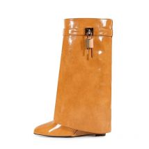 Sexy Damen Luxus nackte Stiefel mit Hai Schnalle Riemen Metall Leder dicken Boden High Heels Designer Damen Plateaus tiefel