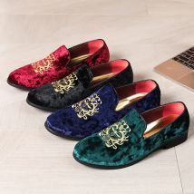 Spring New Men Leather Casual Shoes Big Size Slip-On Embroidery Suede Leather Flat Skate Shoes Trend Loafers