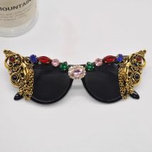 Luxury Retro Oversized Cat Eye Rhinestone Sunglasses for Women Exaggerated Metal Chain Vintage Shades for Party Occhiali da sol
