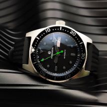 2023 Luxus Saphirglas Spiegel Edelstahl Hardcover Chassis wasserdicht automatische mechanische Herren Sport uhr leuchtend