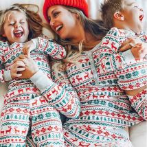 2025 Navidad familia pijamas a juego Año nuevo Navidad padre madre niños ropa de bebé conjunto papá mamá e hija hijo pijamas traje