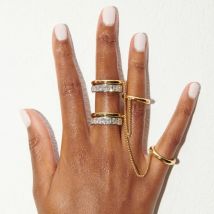 Anello a catena a doppio strato in acciaio inossidabile con zirconi CZ alla moda per donna Anello a maglie con nappa placcato oro Gioielli Hip Hop impermeabili