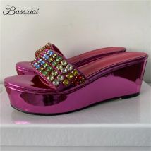 Bunte Diamant Strass Band Sandalen Frauen Hohe Plattform Keile Luxus Patent Leder Slingbacks Mules Sommer