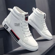 2025 neue atmungsaktive weiche Sohle Herren Casual Sportschuhe koreanische Mode Student Joggingschuhe Jugend Board Schuhe