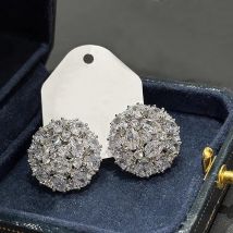 Huitan Round Shaped Stud Earrings with Crystal Cubic Zirconia Temperament Elegant Lady Earrings for Wedding Party Trendy Jewelry