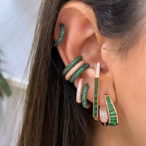 1 STÜCK Micro Pave Bunte Cz Regenbogen Grün Blau Rot Weiß Zirkonia Keine Durchbohrten Ohr Manschetten Ohrringe Frauen Mode Charme Schmuck