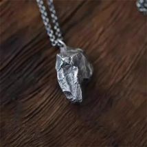 Retro trend ige Herren unregelmäßigen schwarzen Stein Anhänger Schmuck modische Persönlichkeit s925 Kette Halskette männliche Meteorit Accessoires