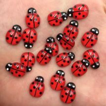 Harz 9mm * 13mm Mini süßer roter Käfer Flatback Cabochon Strass 60 Stück DIY Scrapbook Dekor Home Kristall Figuren Handwerk