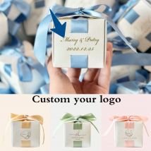 Confezione regalo in cartone bianco con confezione a nastro Decorazione bomboniera Scatola di cioccolato Supporto logo personalizzato in rilievo