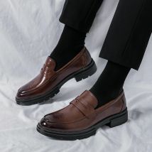 Frühling Luxus dicke Sohlen Freizeit schuhe Herren schwarze Penny Slipper Männer braun Business Office Kleid Schuhe für Mentênis Masculino