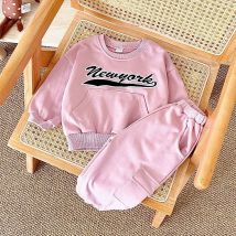 0-4Y Herbst Baby Junge Mädchen Kleidung Sets New York Print Top Langarm Pullover + Hosen Sport Anzug Kinder Kleidung frühling Baby Anzug