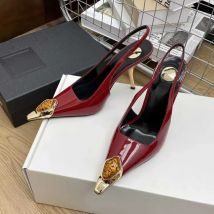 Neue Frühjahr und Sommer Damen High Heels High-End Metall Quadratischen Kopf Patent Leder Stiletto Bequeme Rückseite Sandalen