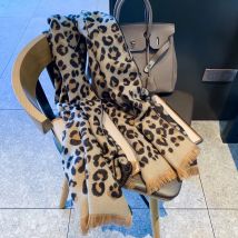 Klassische Mode Leopard Weiche Acryl Kaschmir Schal Schal Frauen Herbst Winter Halstuch Sommer Cape