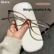 Xbora Damen-Brillengestell, ultraleicht, Cat TR90, Titan, Anti-Blaulicht-Brille, kleines Gesicht, schlank, 2025, neu, M8238Z