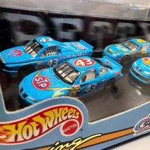 Neue echte Hot Wheels Petty Racing Nascar Simulation Auto Modell Spielzeug Auto Enthusiasten Sammlerstücke Urlaub Geschenk auf Lager