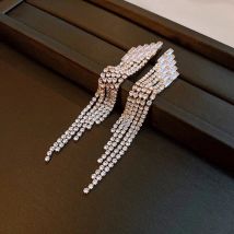 2025 neue Intarsien Strass Quaste Ohrringe Lange Stil Hochzeit Tropfen Ohrringe Licht Luxus Mode Elegante Braut Schmuck