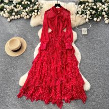 Strand Chiffon Kleid Frauen Elegante Lotus Blatt Dot Print Bogen Hals Laterne Hülse Plissee Maxi Kleid Dame A-Line Vintage Lange Robe