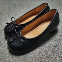 Mode Tabi Schuhe Frau Plissee Designer Split Toe Pumps Komfort Weiches Leder 3,5 cm Niedrigen Absätzen Ballett Ballerina Casual Loafers