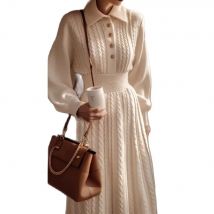 Twist-Strickkleid für Damen, 2025, Herbst/Winter, neue Taille, schlankes Pullover-Pullover-Kleid, modisches Langarm-Strickpullover-Kleid