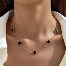 Lucky Five-petal Flower Necklace for Women Elegant Plant Plum Blossom Metal Chain Choker Girls Party Wedding Jewelry Accessories