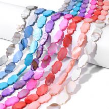 Wholesale Fatima Shape Dyed Beads Mother of Pearl Bead Natural Shell Dyed Beads for diy Bracelet Neckalces Accessories 12x18mm