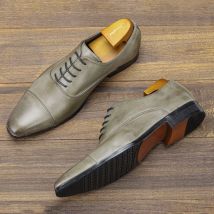 Designer Marke Lederschuhe für Männer Hochzeits kleid Schuh schnüren lässig Business Oxfords spitzen Zehen Büro formelle Schuhe für den Mann