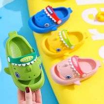 Kinder Megalodon Shark Hausschuhe Zehenschutz Wasserdichte rutschfeste Gartenschuhe Jungen Mädchen Outdoor Casual Strandsandalen Kinder