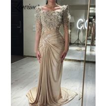 Maßgeschneiderte 2025, Champagner-Abschlussballkleider mit langen Ärmeln, A-Linie, handgefertigte Blumenperlen, Kristalle, Abendkleid, Verlobungsfeier-Kleider