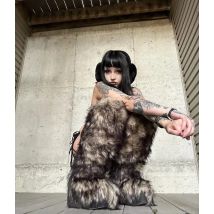 Neue warme Plüsch-Damen-Kniestrümpfe, flauschig, weich, Kunstpelzstiefel, bequemes Slip-on-Design, pelzige Stiefel für Herbst und Winter